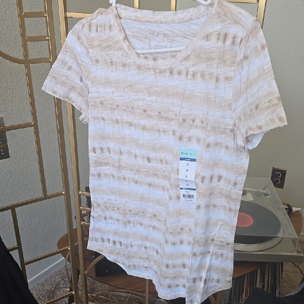 Bundle of 2- Blue Sol Beachy Women's size Small short sleeve shirts